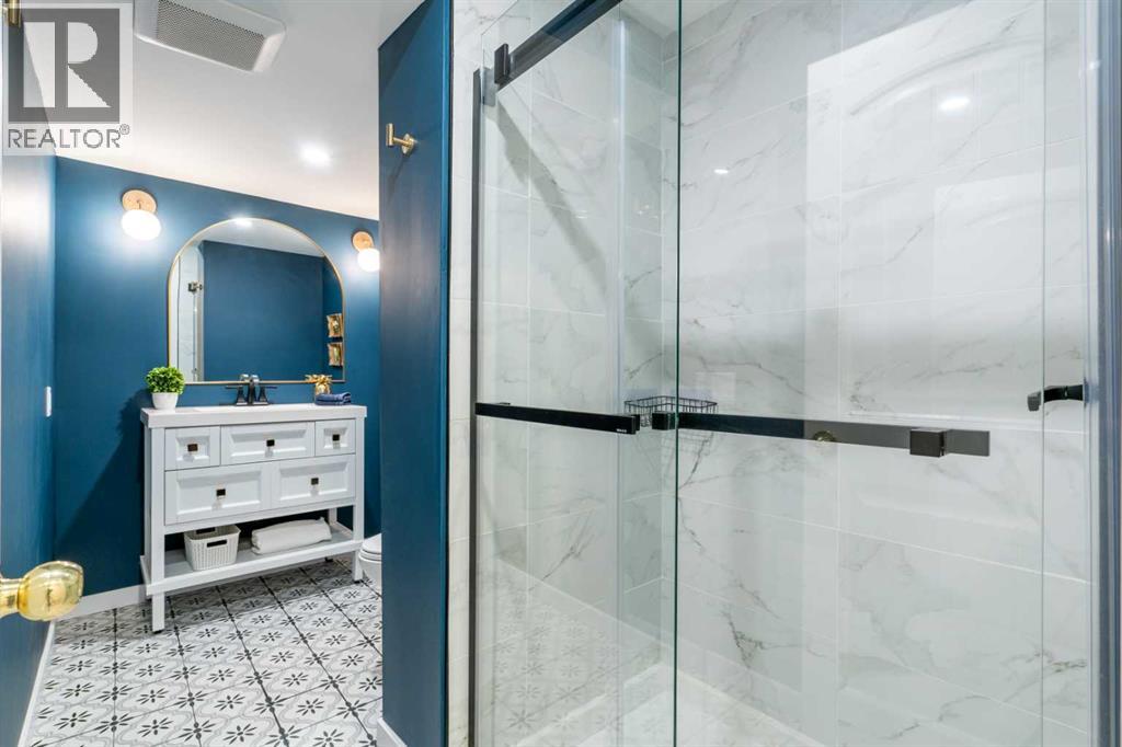 Single Family House for Sale in   Avenue SW Erlton Calgary 