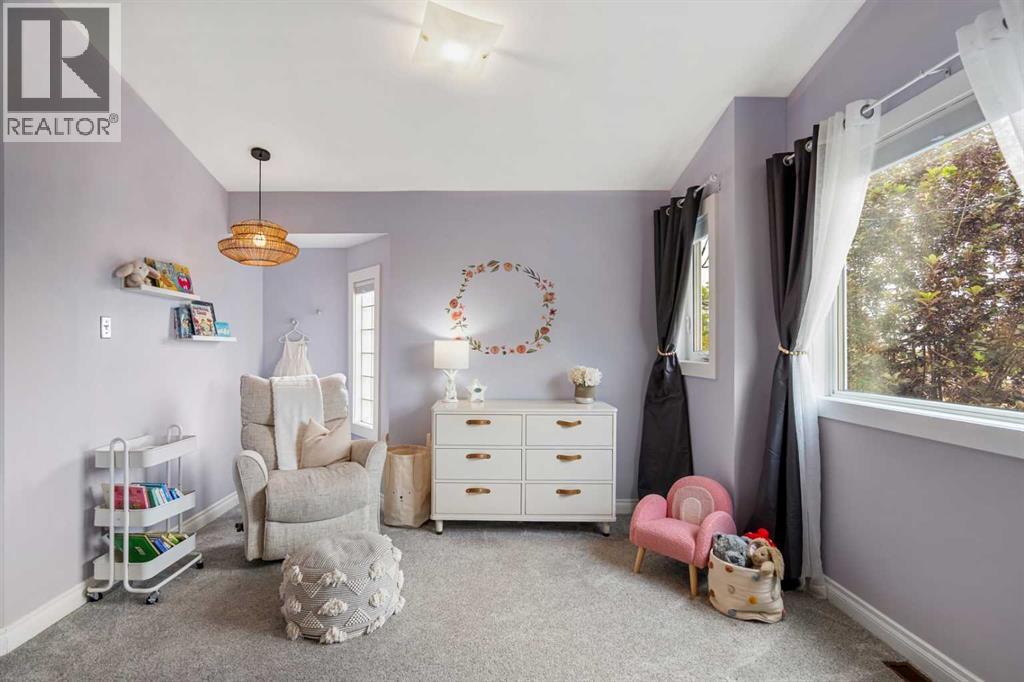 Single Family House for Sale in   Avenue SW Erlton Calgary 