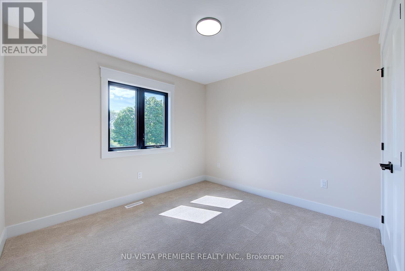 Photo 30 of 121 Harvest Lane, Thames Centre ON