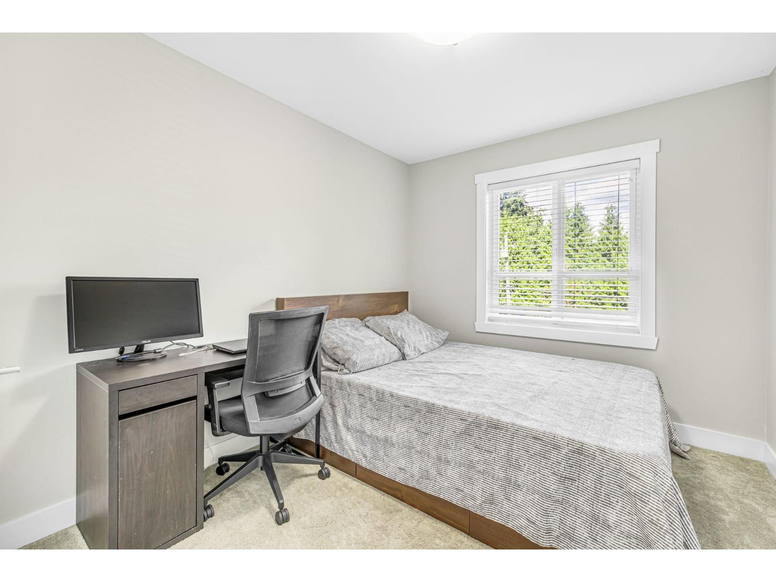 Photo 4 of 12 14388 103 Avenue, Surrey BC