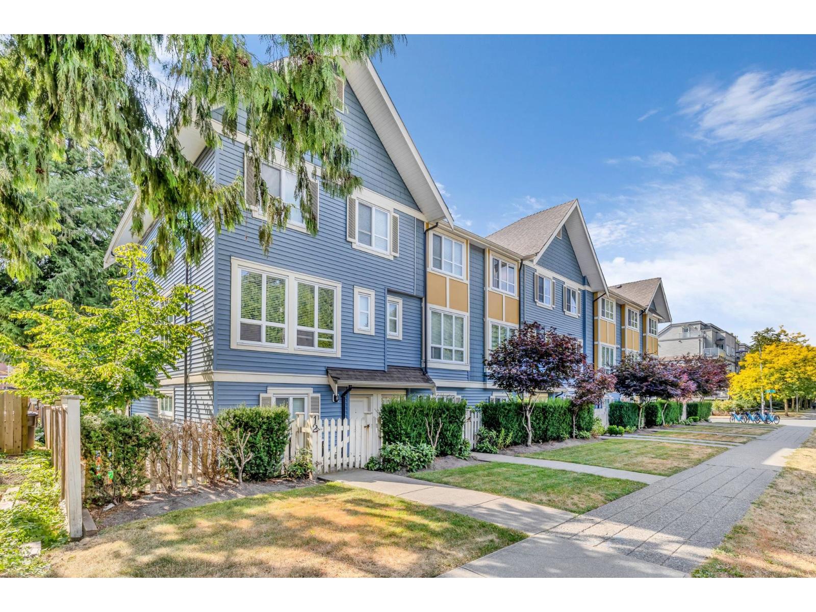 Photo 9 of 12 14388 103 Avenue, Surrey BC