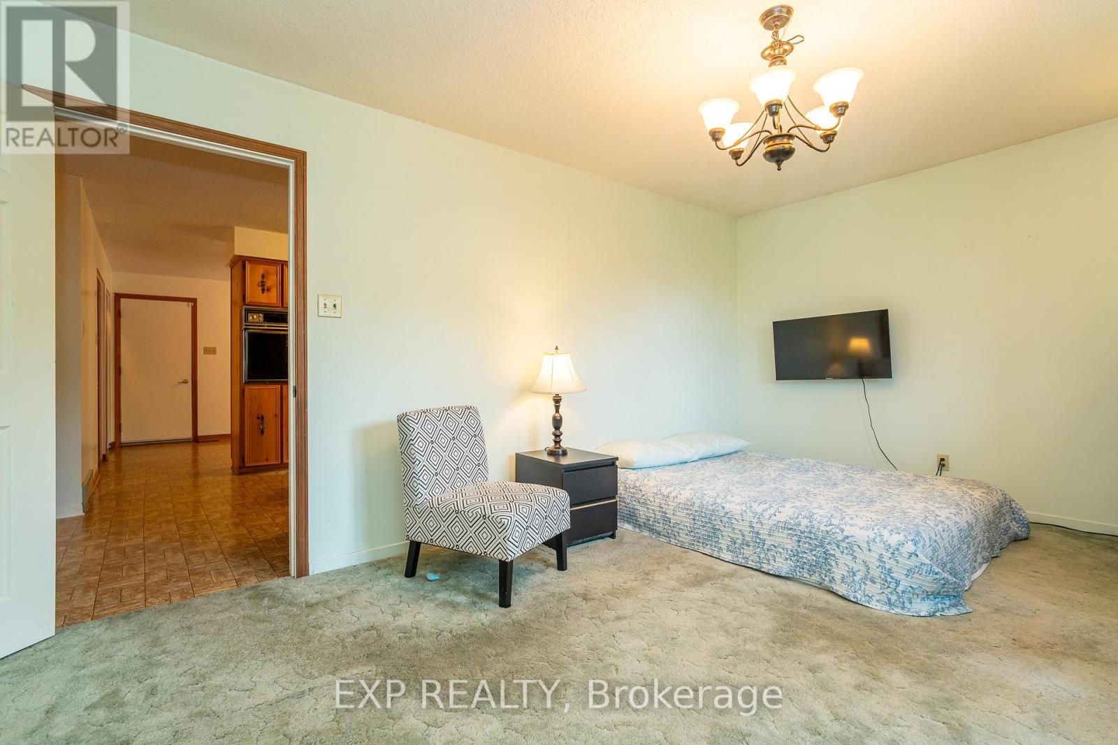 Photo 13 of 1437 Usborne Street, Mcnab Braeside ON