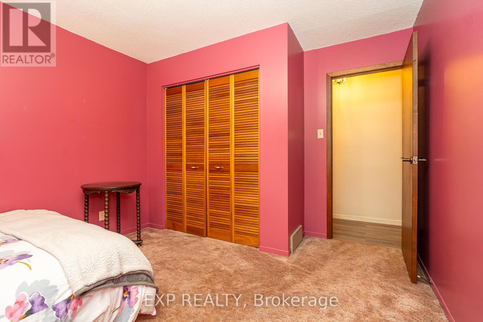 Photo 17 of 1437 Usborne Street, Mcnab Braeside ON
