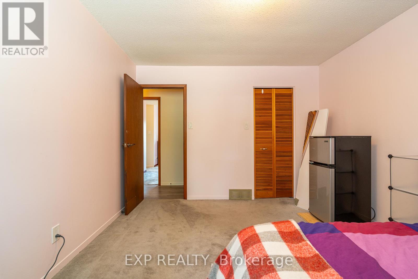 Photo 21 of 1437 Usborne Street, Mcnab Braeside ON