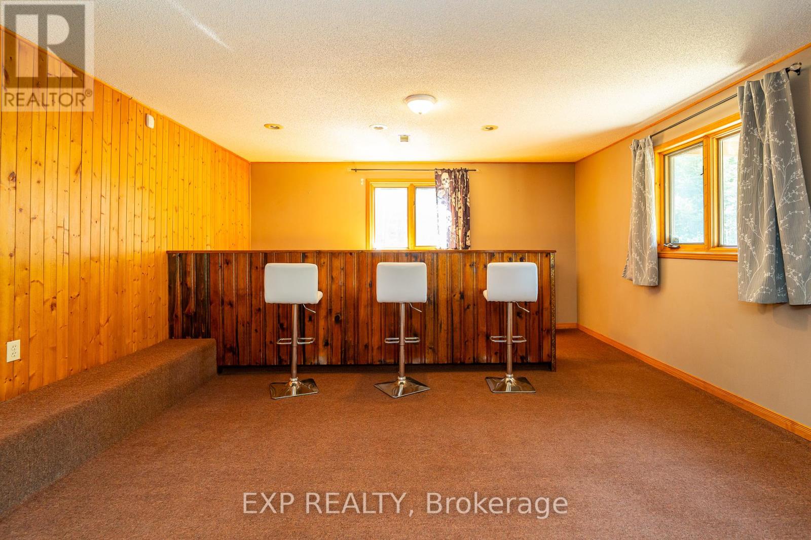Photo 28 of 1437 Usborne Street, Mcnab Braeside ON