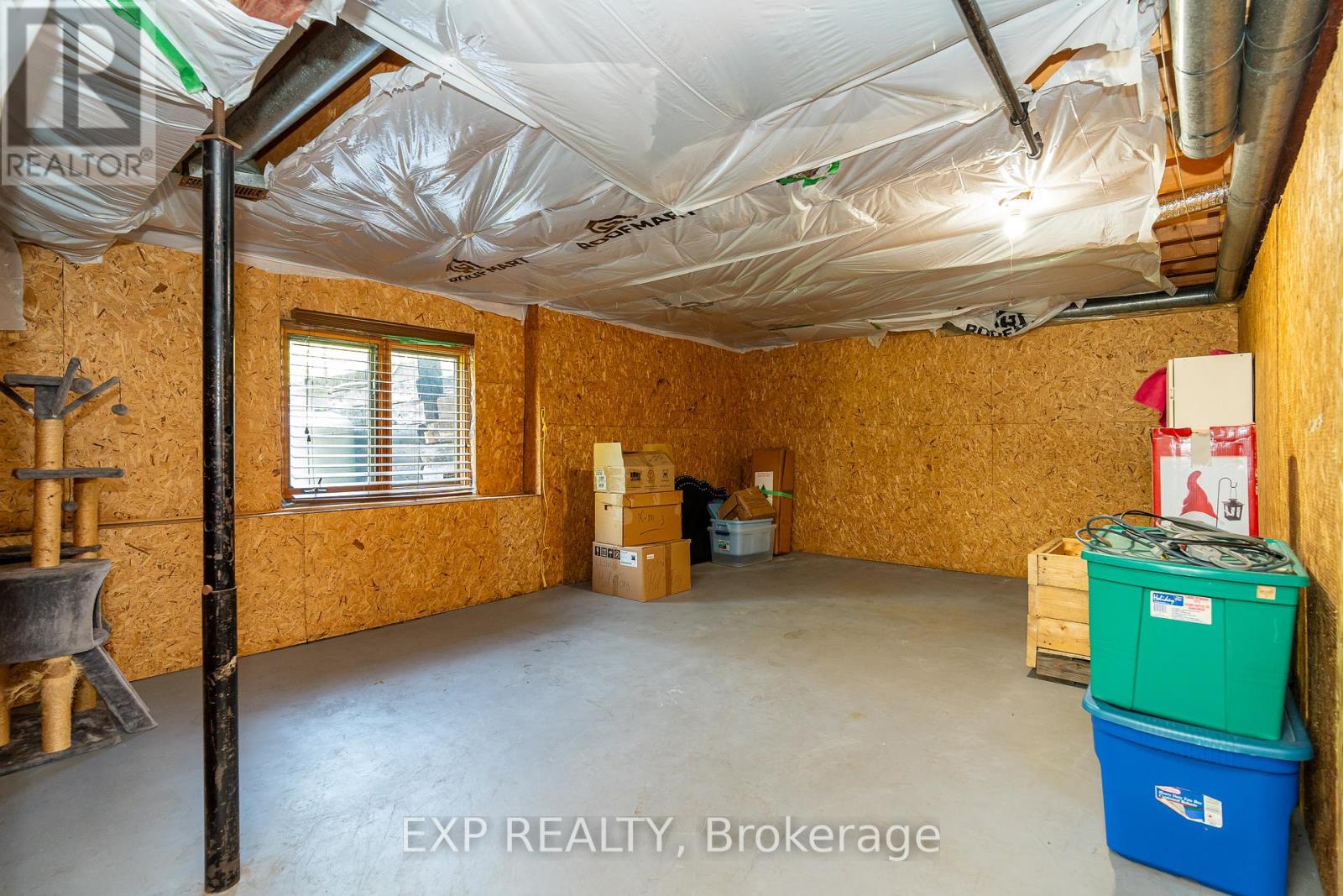 Photo 33 of 1437 Usborne Street, Mcnab Braeside ON