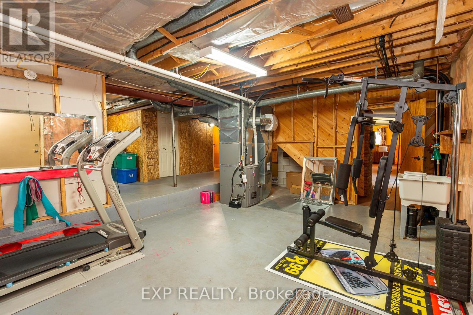 Photo 34 of 1437 Usborne Street, Mcnab Braeside ON