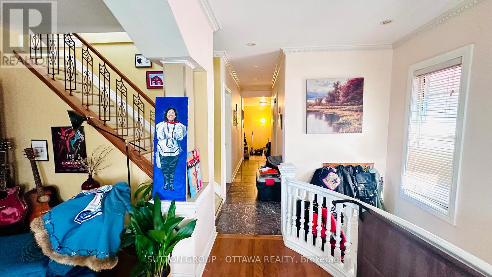 Photo 4 of 139 Eccles Street, Ottawa ON