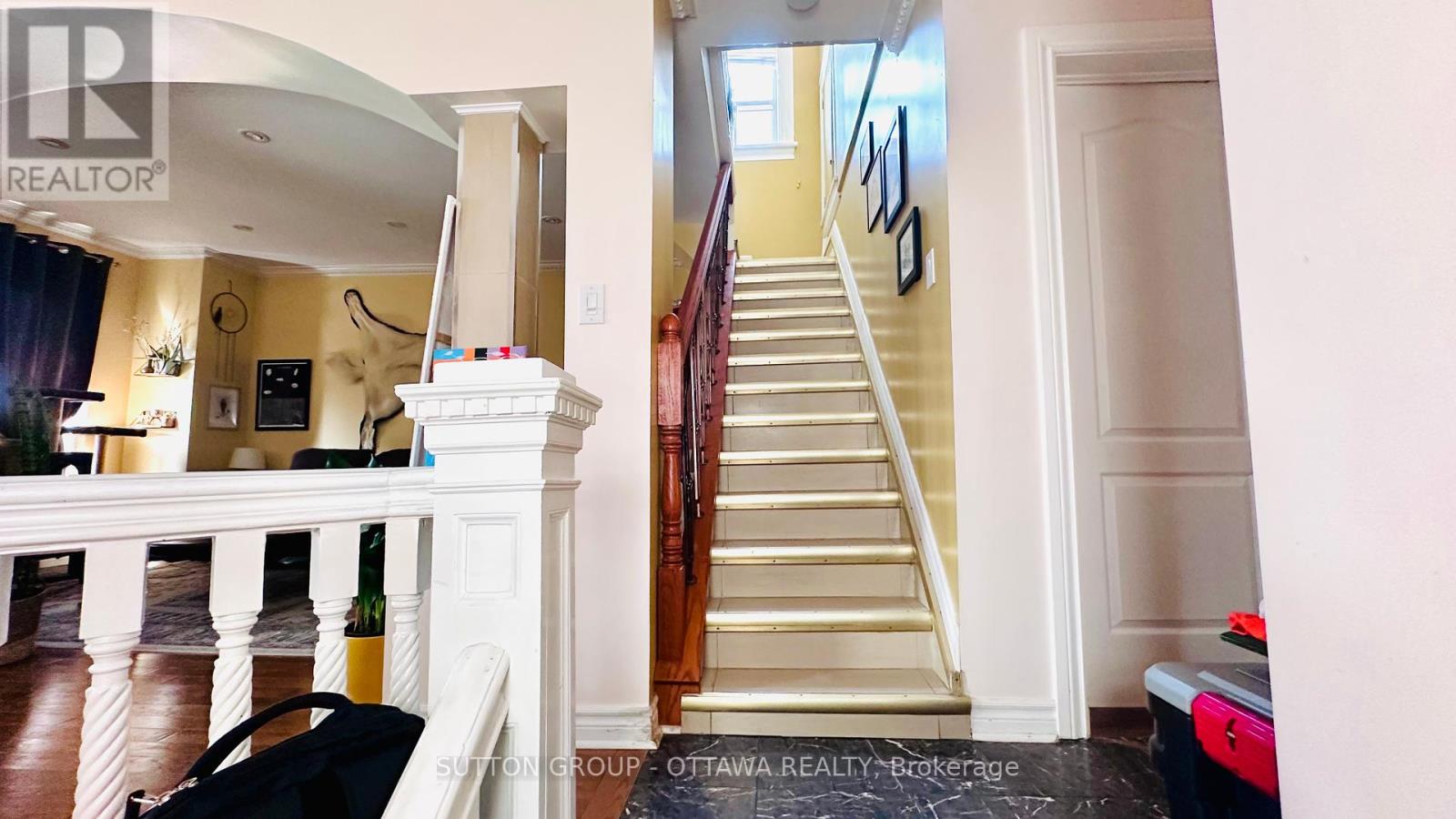 Photo 13 of 139 Eccles Street, Ottawa ON