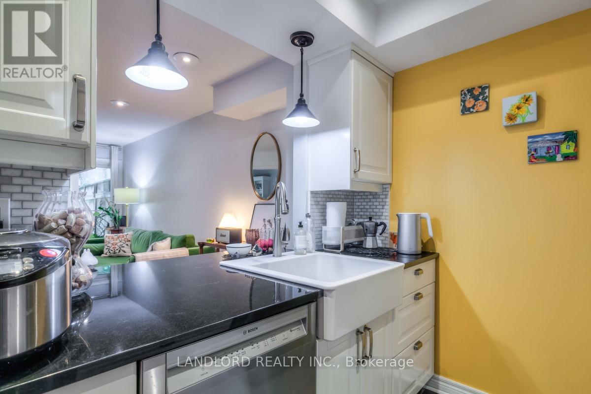 Photo 11 of Th 16 232 George Street, Toronto ON