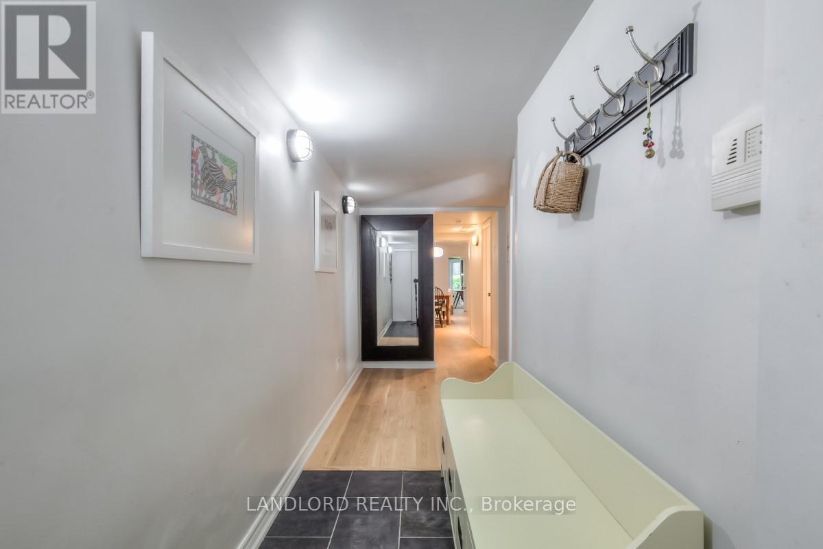 Photo 18 of Th 16 232 George Street, Toronto ON