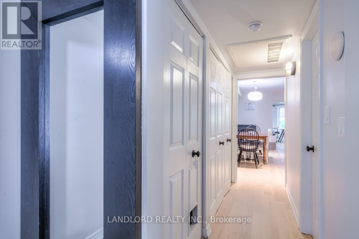 Photo 19 of Th 16 232 George Street, Toronto ON