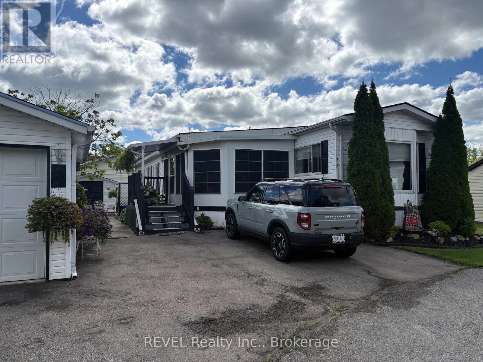 #350 3033 TOWNLINE ROAD - 2