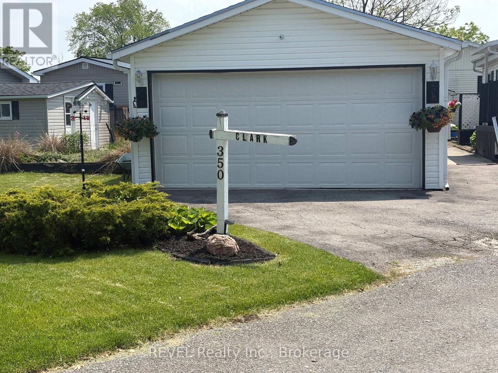 #350 3033 TOWNLINE ROAD - 4