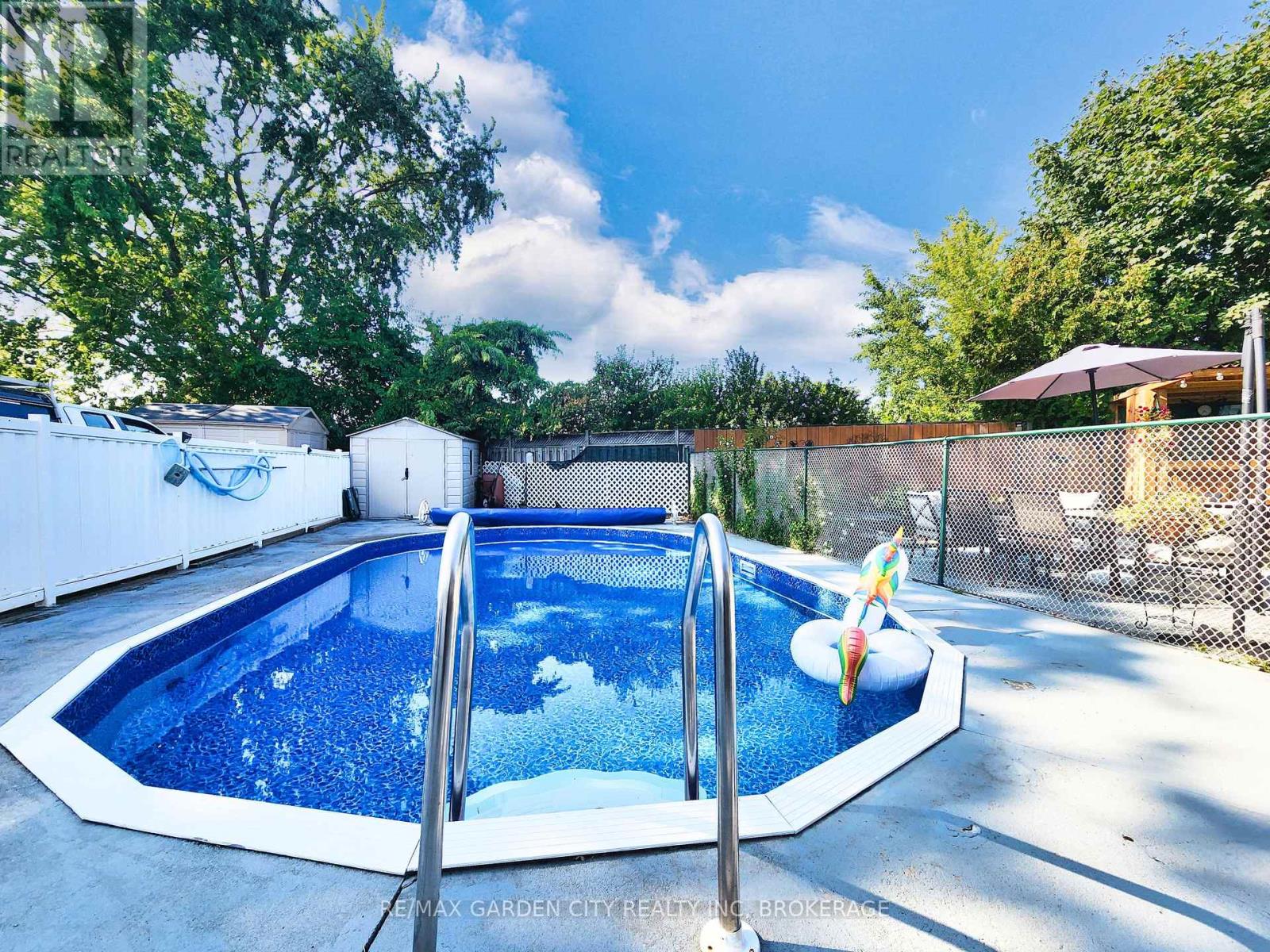 Photo 32 of 7 Chapman Court, St Catharines ON
