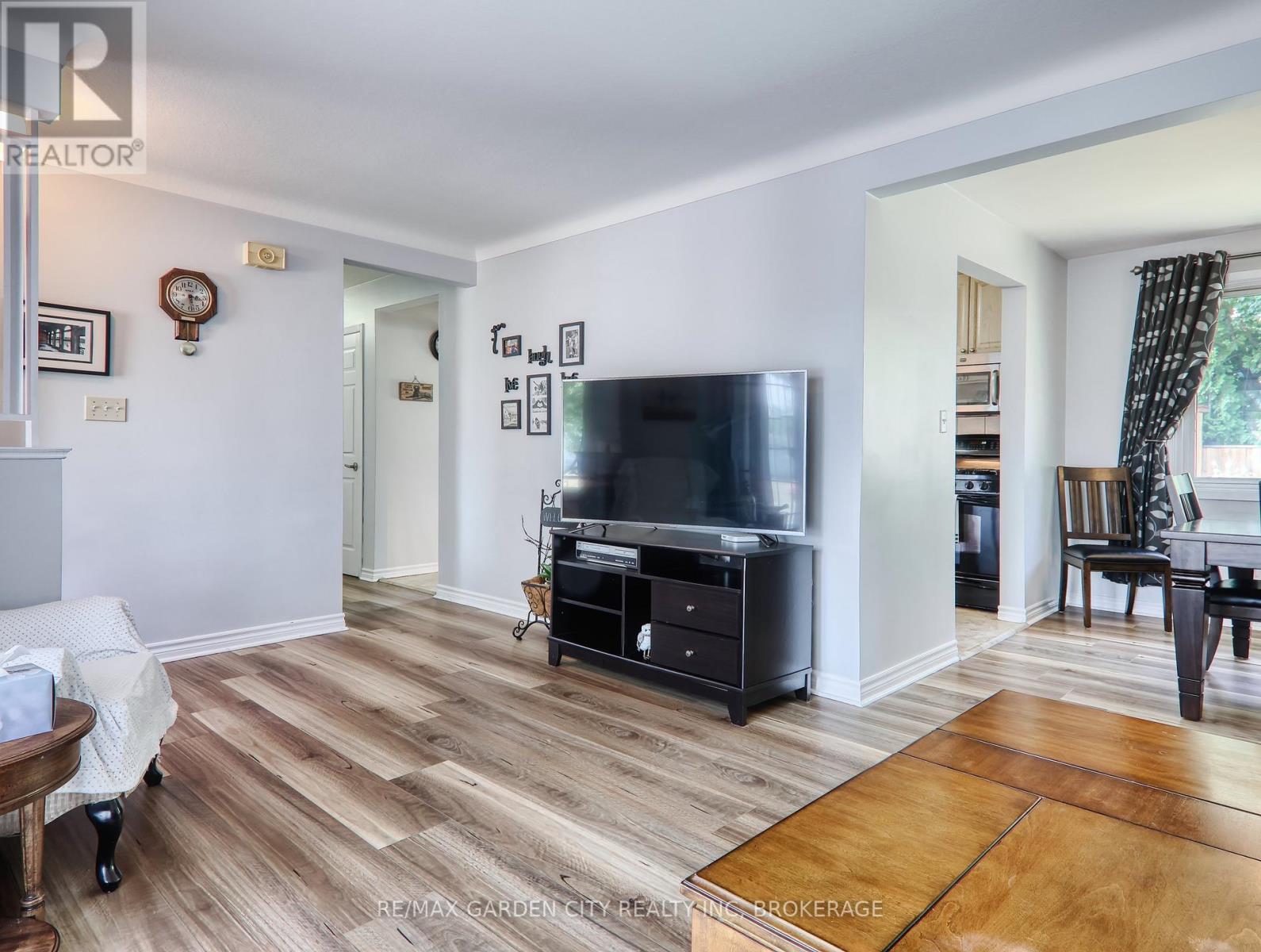 Photo 20 of 7 Chapman Court, St Catharines ON