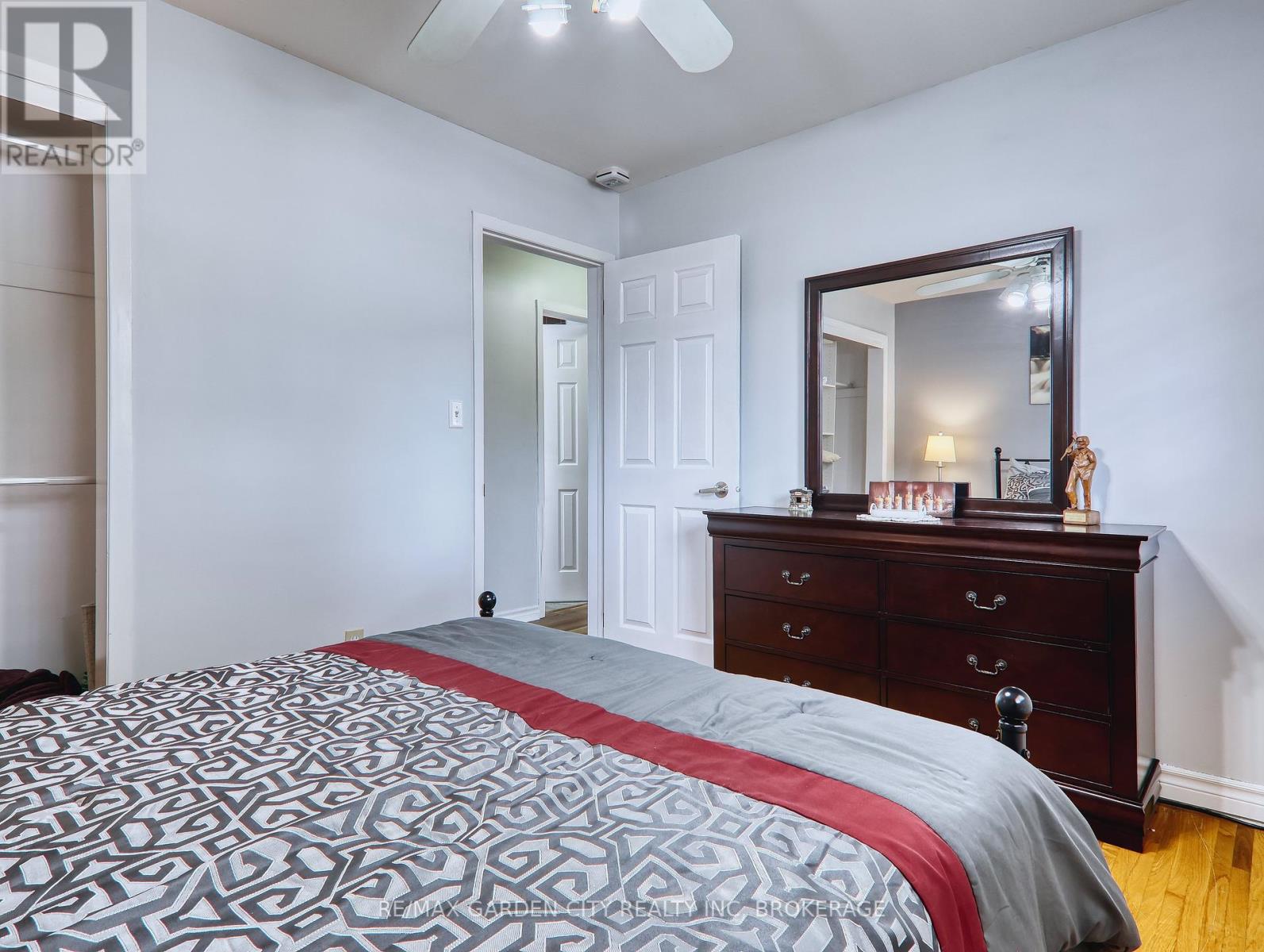 Photo 27 of 7 Chapman Court, St Catharines ON