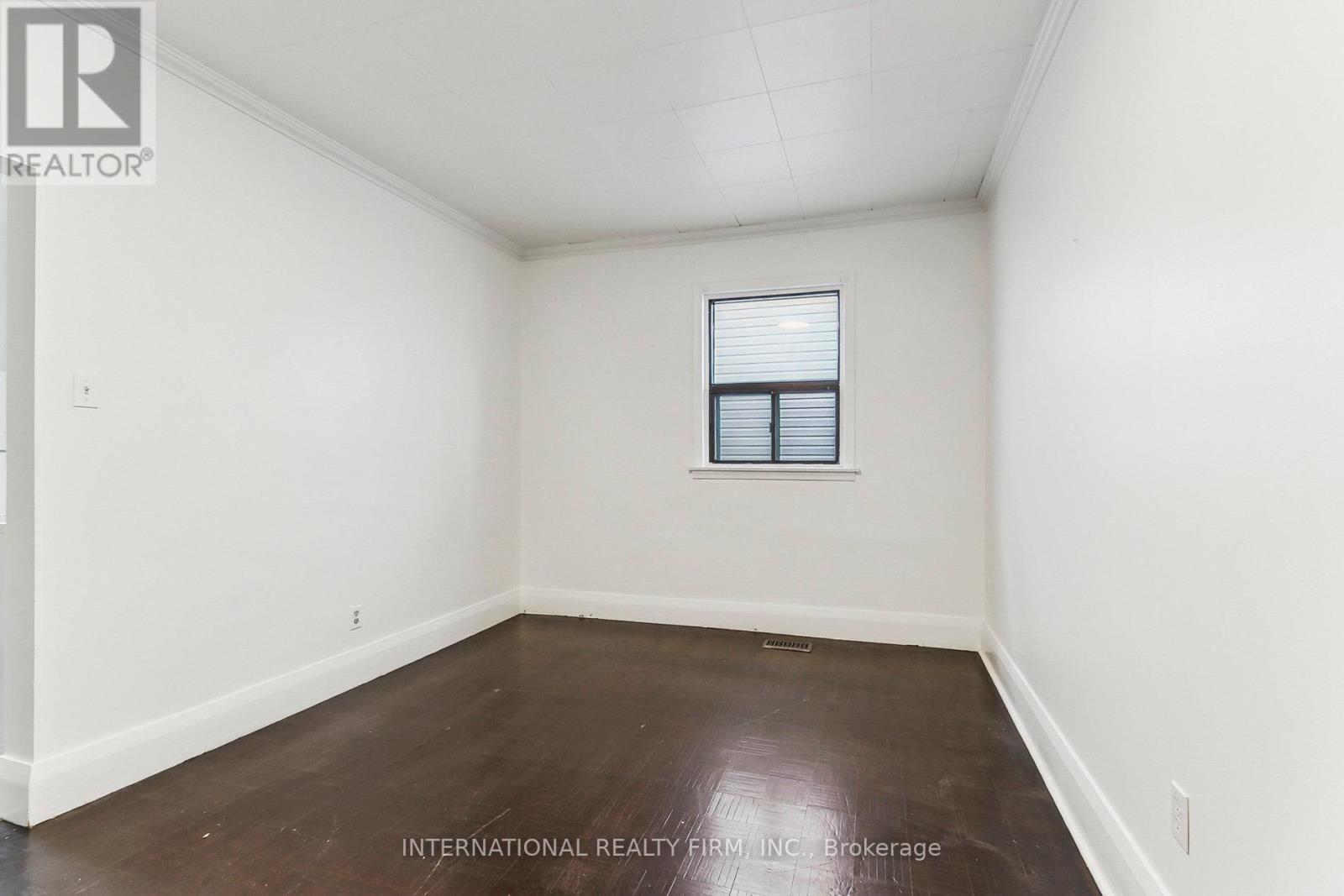 Photo 20 of Upper 279 Cedarvale Avenue, Toronto ON