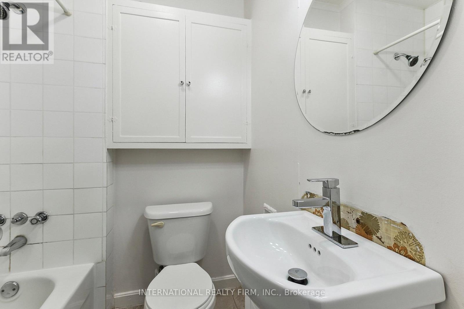 Photo 6 of Upper 279 Cedarvale Avenue, Toronto ON