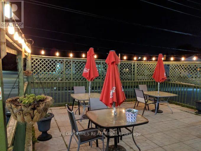 Photo 8 of 926 Simcoe Street N, Oshawa ON