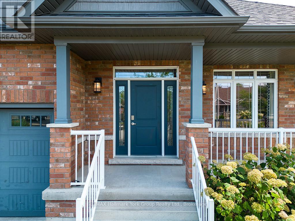 Photo 4 of 82 Hughes Street, Collingwood ON