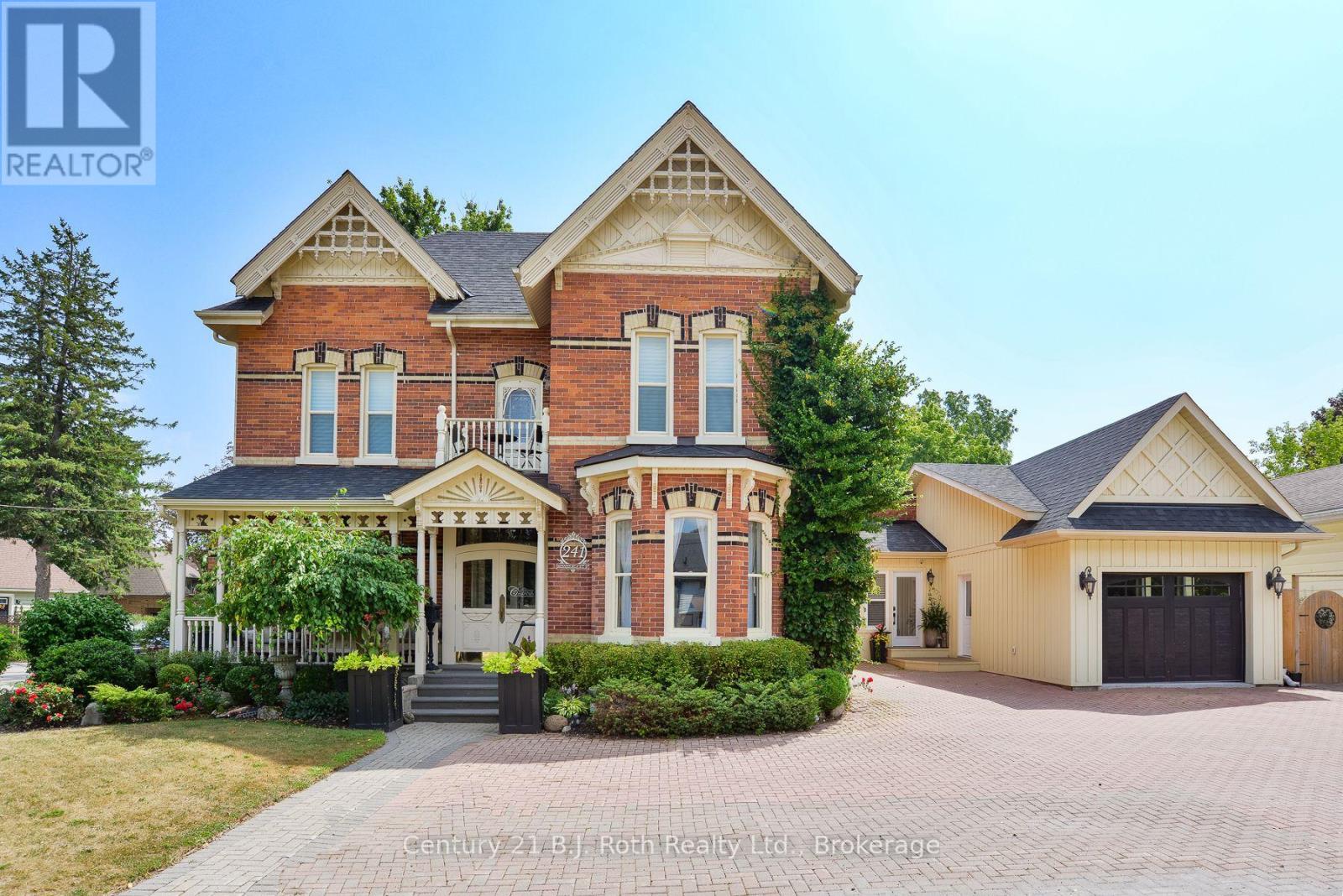 Photo 11 of 241 Mississaga Street W, Orillia ON
