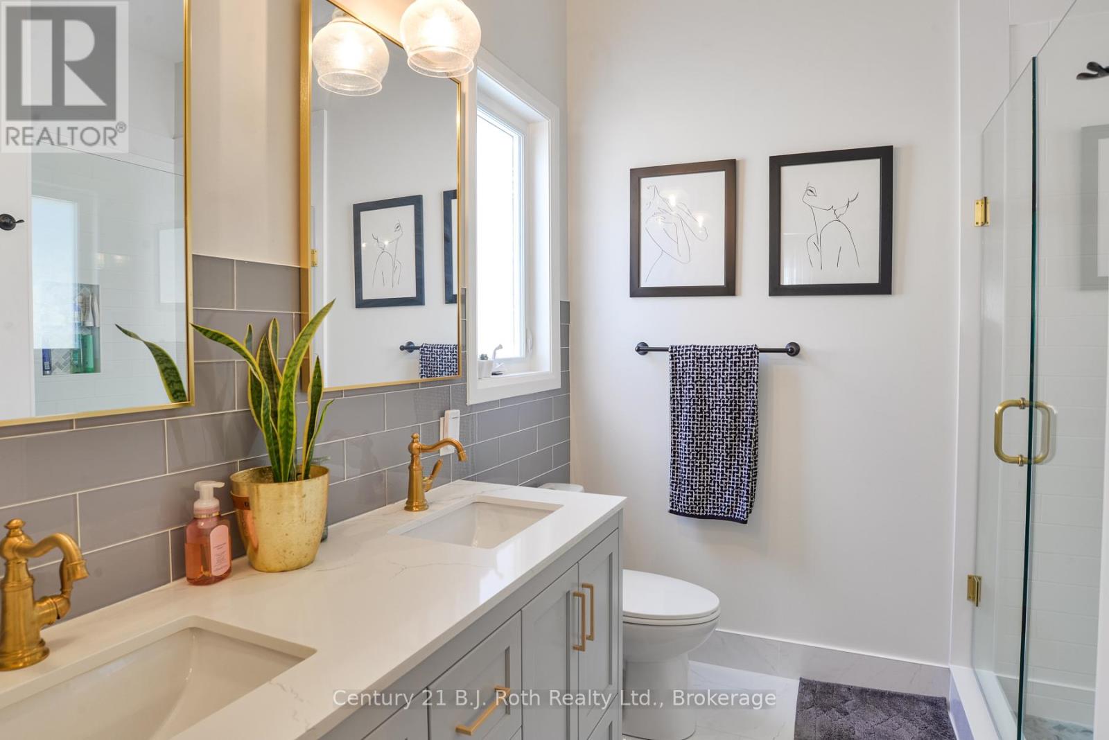 Photo 39 of 241 Mississaga Street W, Orillia ON