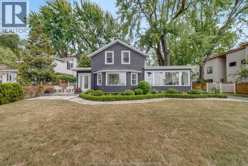 Photo 21 of 4371 Riverside Drive East, Windsor ON