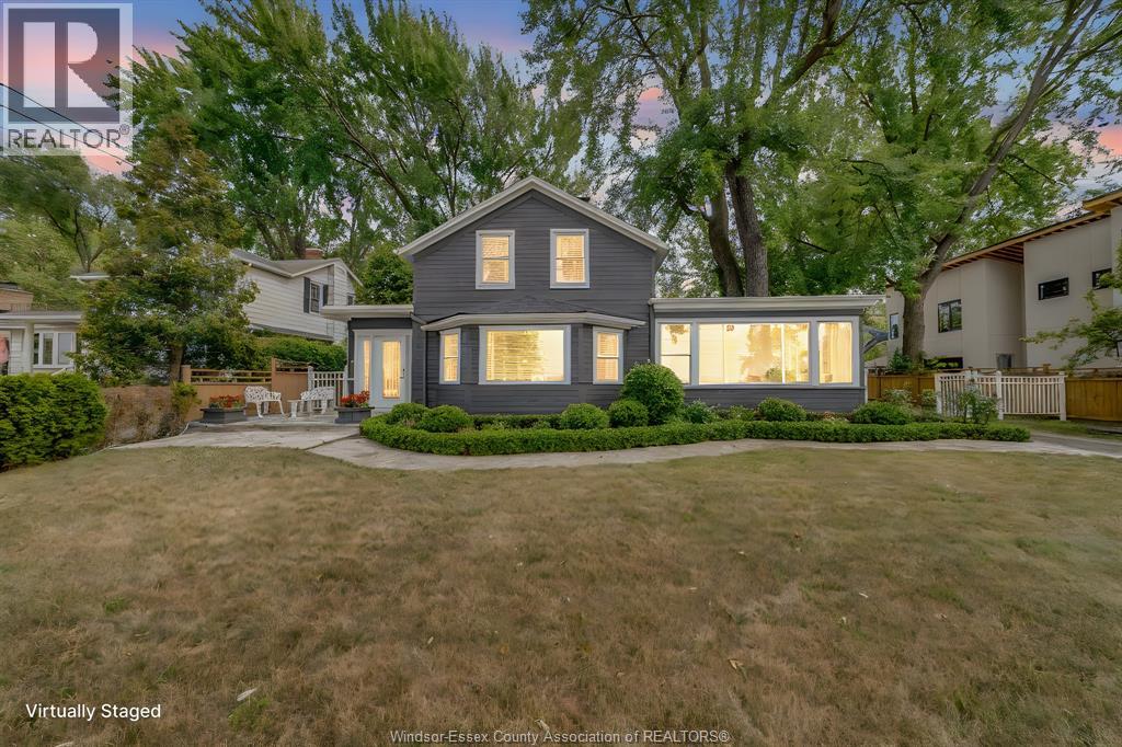 Photo 6 of 4371 Riverside Drive East, Windsor ON
