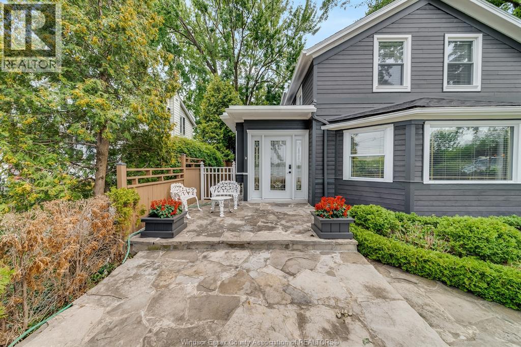 Photo 9 of 4371 Riverside Drive East, Windsor ON