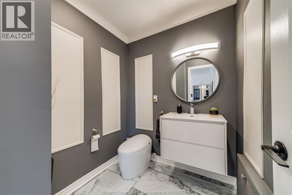Photo 36 of 4371 Riverside Drive East, Windsor ON
