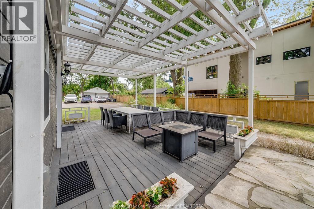 Photo 40 of 4371 Riverside Drive East, Windsor ON