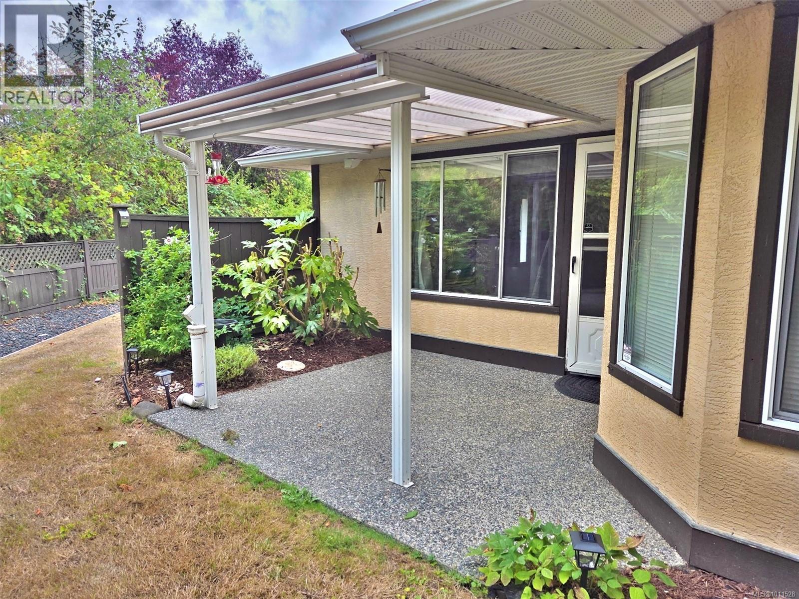 Photo 13 of 33 454 Morison Ave, Parksville BC