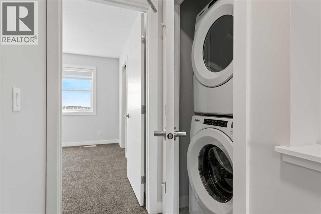 Photo 12 of 114 285 Chelsea Court, Chestermere AB