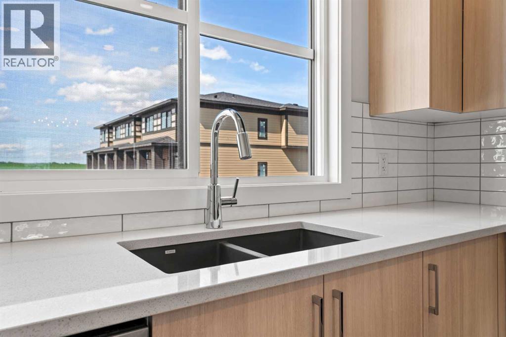 Photo 23 of 114 285 Chelsea Court, Chestermere AB