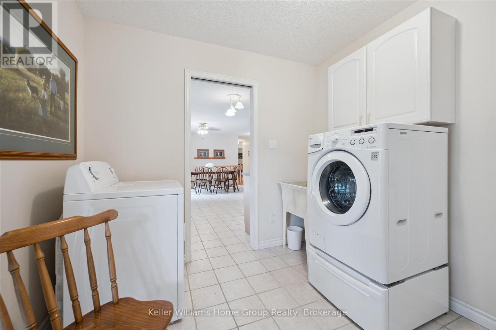 Photo 16 of 750 Dianne Crescent, Centre Wellington ON
