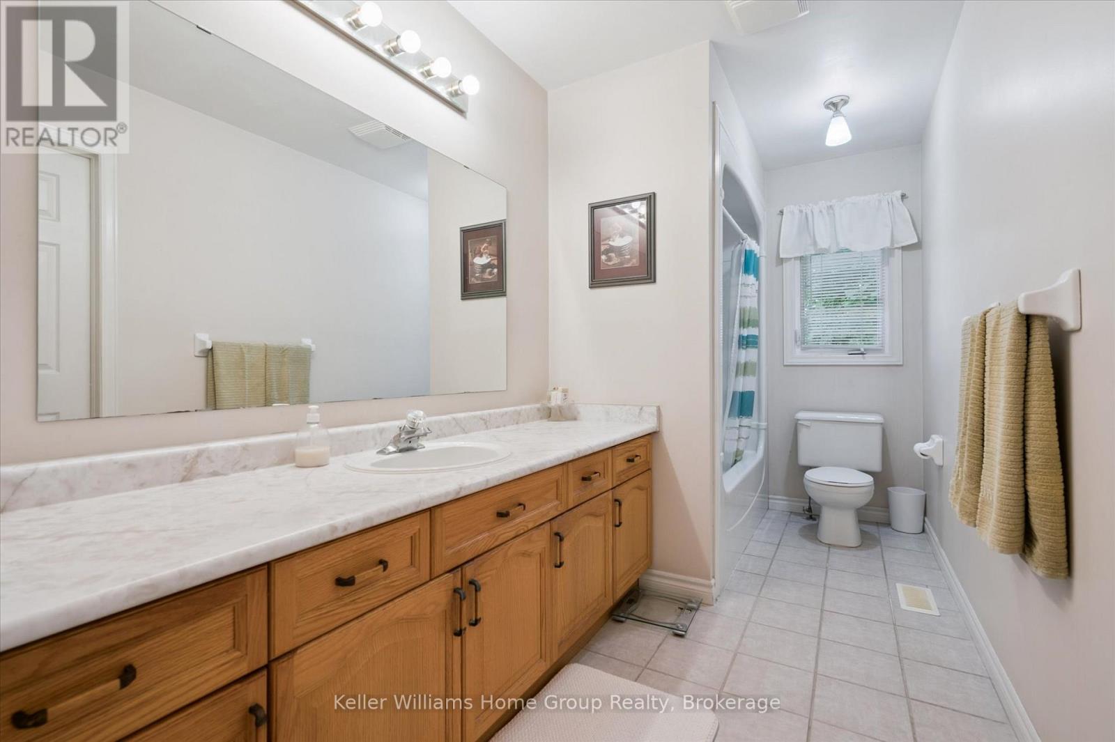 Photo 22 of 750 Dianne Crescent, Centre Wellington ON