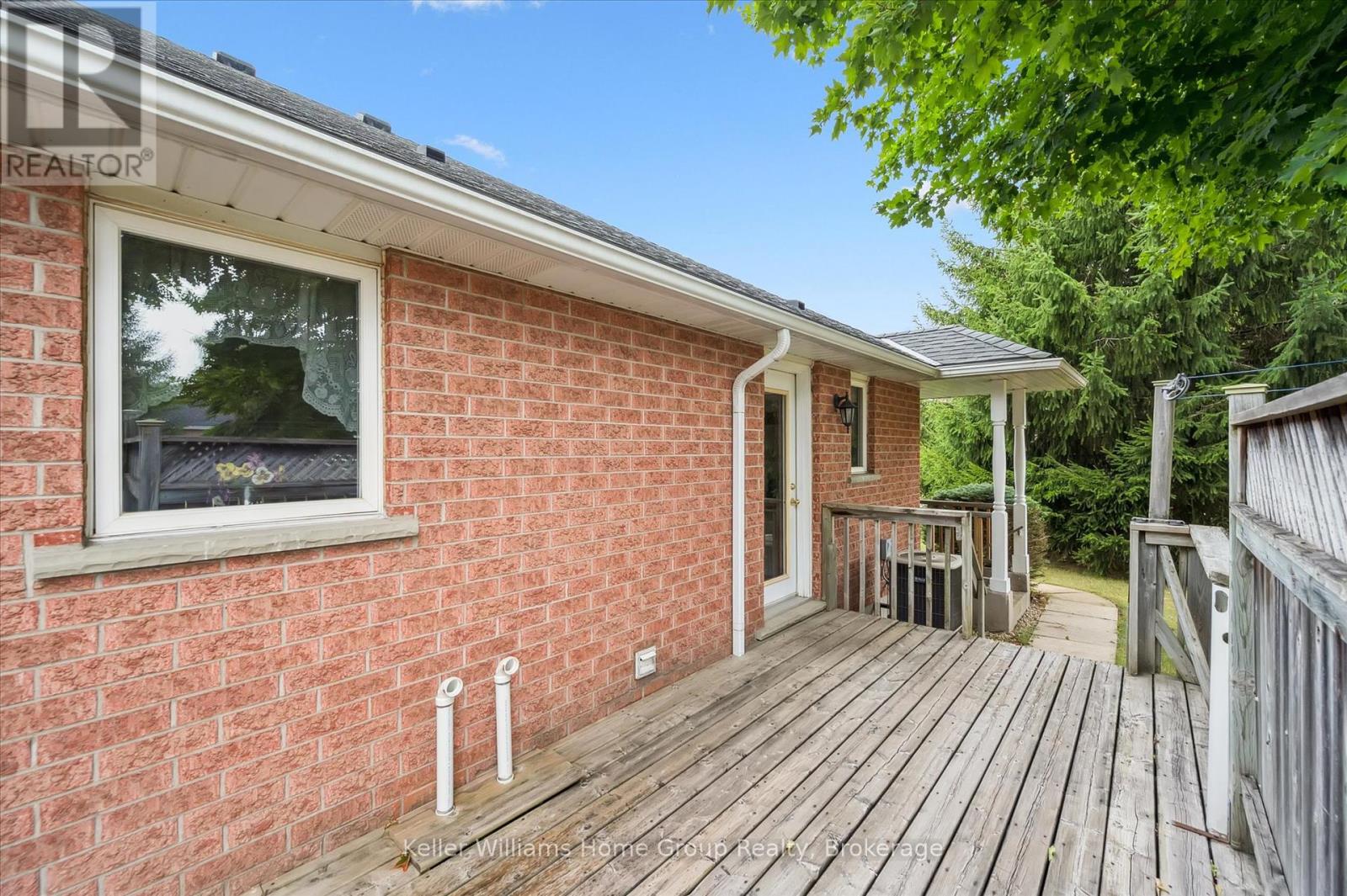 Photo 33 of 750 Dianne Crescent, Centre Wellington ON