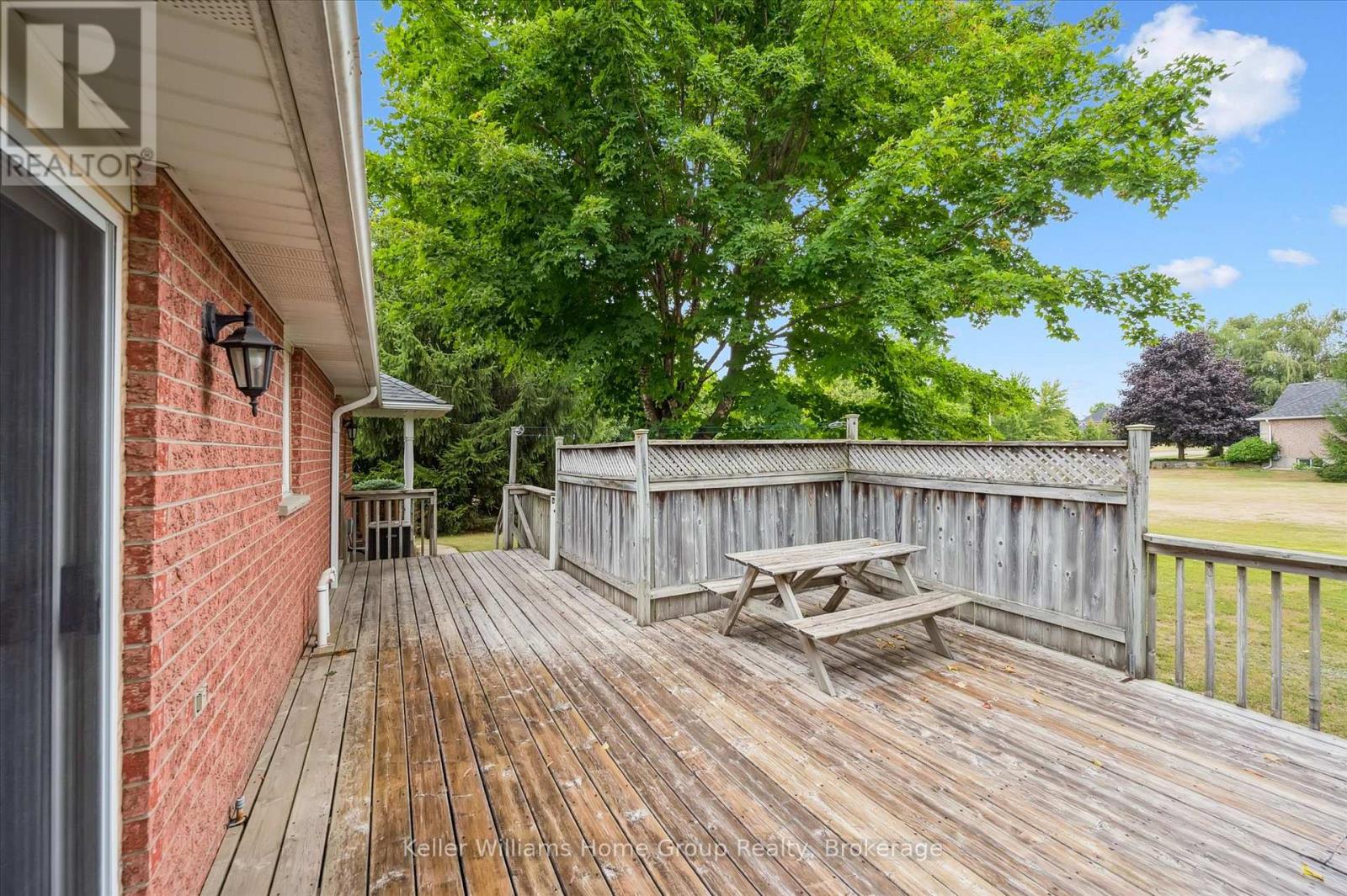 Photo 35 of 750 Dianne Crescent, Centre Wellington ON