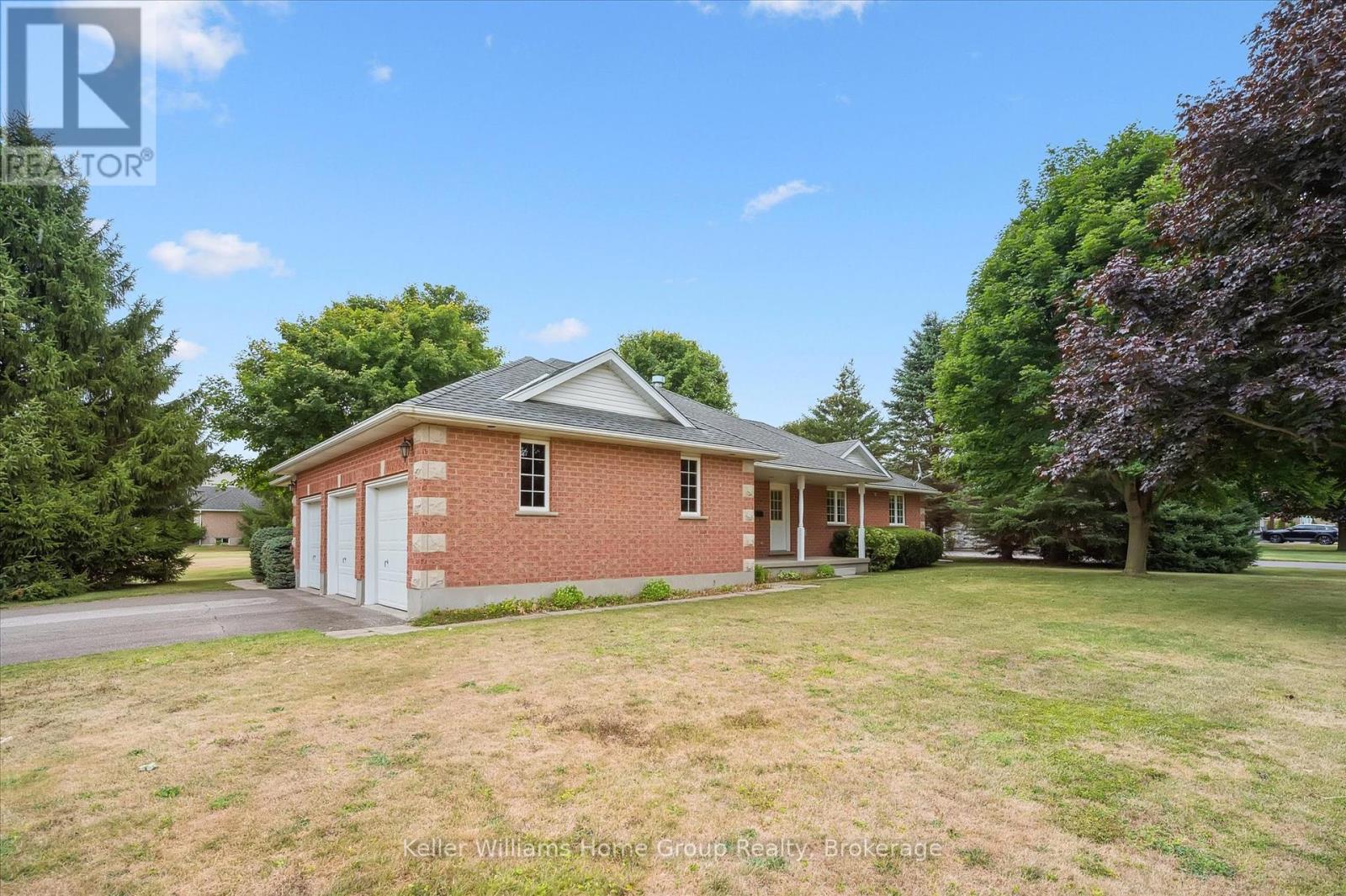 Photo 42 of 750 Dianne Crescent, Centre Wellington ON