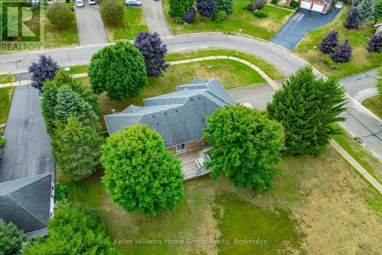 Photo 46 of 750 Dianne Crescent, Centre Wellington ON