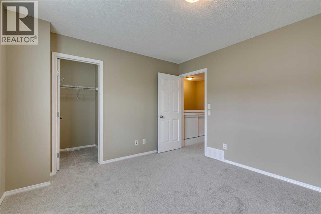 Single Family House for Sale in  Elgin Gardens SE McKenzie Towne Calgary 