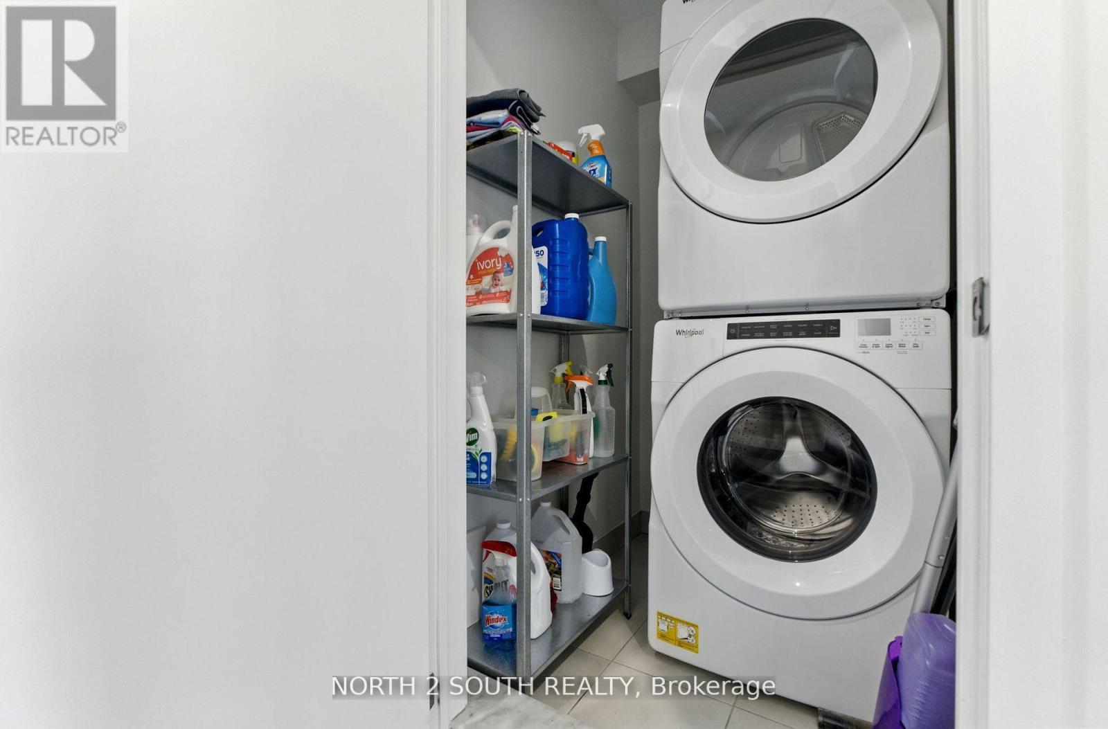 Photo 23 of 10 20 Thomas Armstrong Lane, Richmond Hill ON
