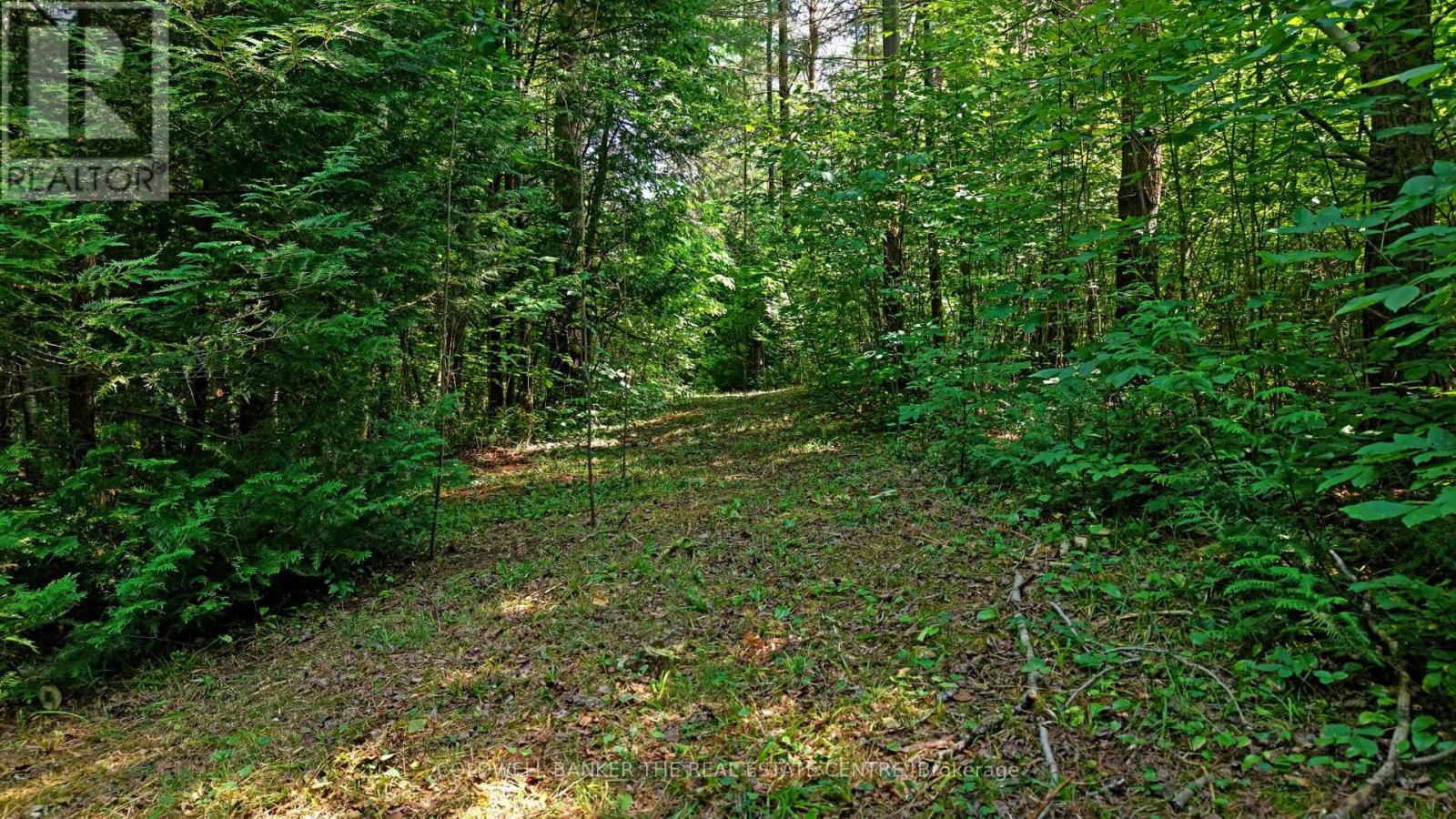 Photo 11 of 15600 Weston Road, King ON