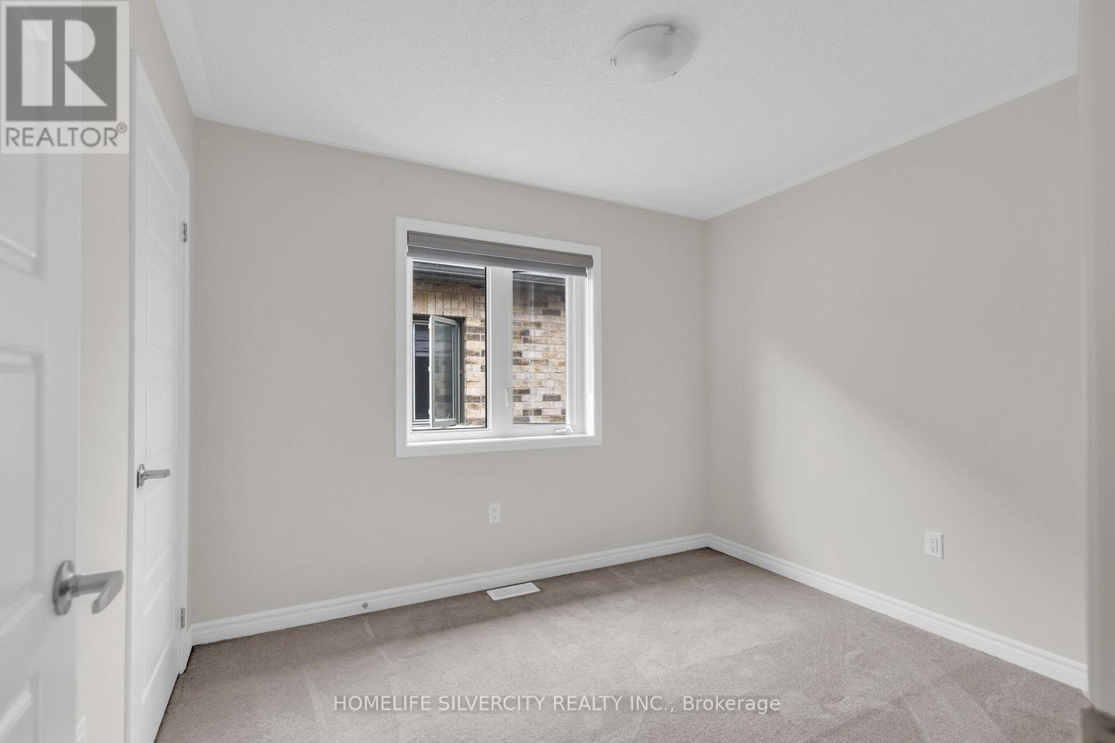 Photo 18 of 24 Eberly Wood, Caledon ON