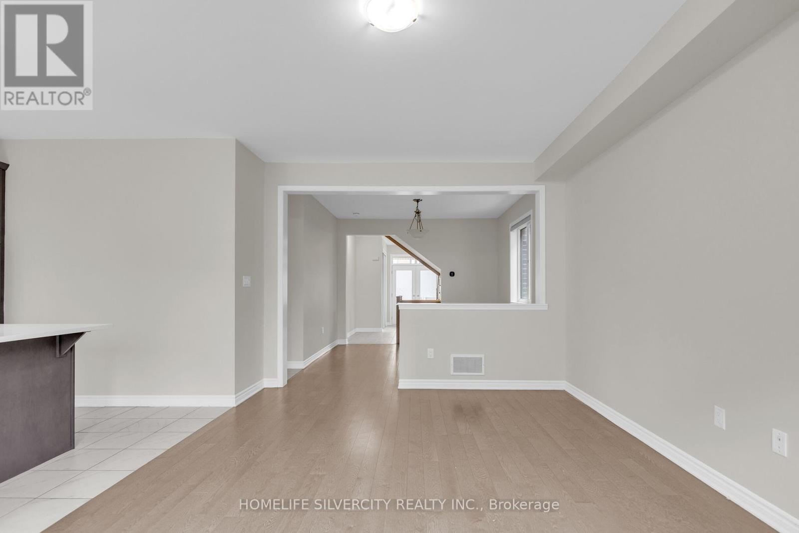 Photo 11 of 24 Eberly Wood, Caledon ON