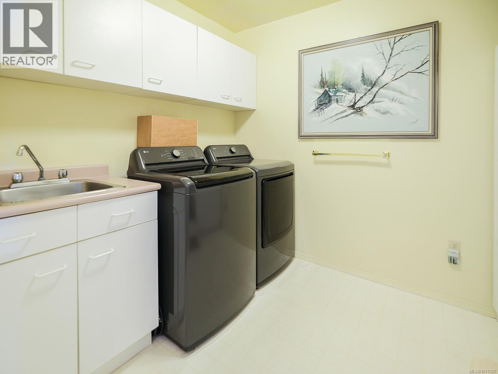 3639 Farnsworth Rd, Cobble Hill