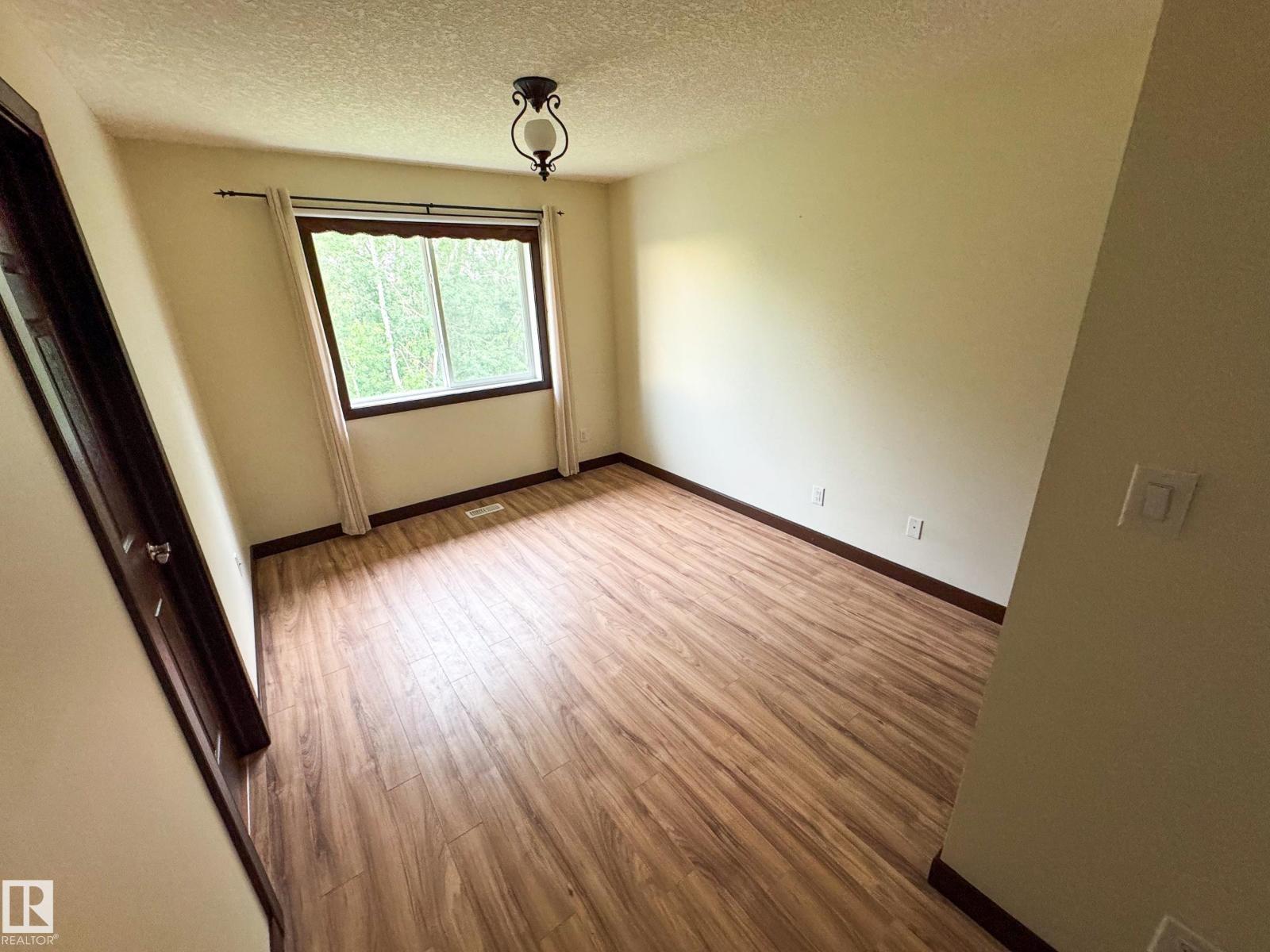 Photo 6 of 18 Valarie Ba, Spruce Grove AB