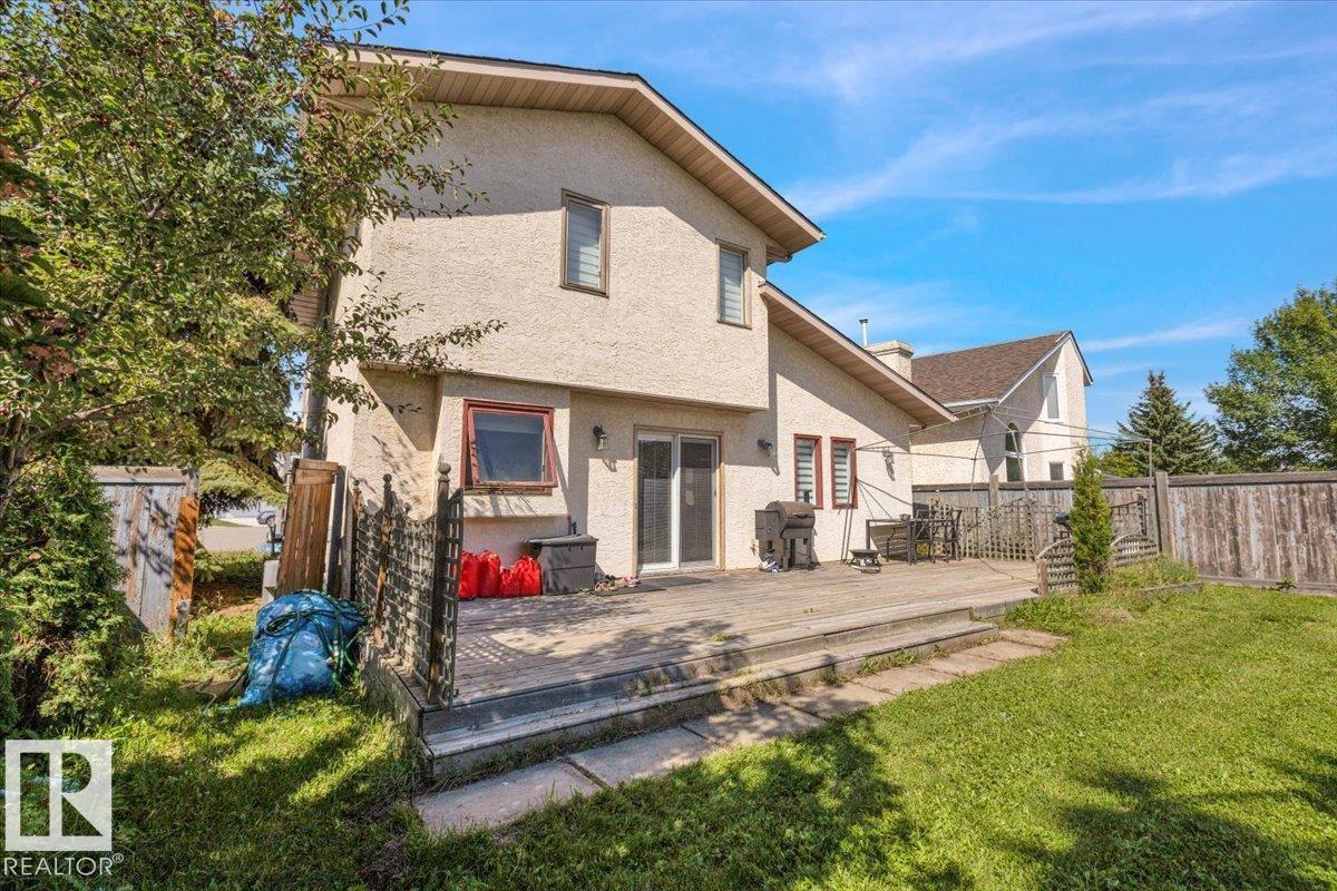 Photo 13 of 18911 58 Av Nw, Edmonton AB