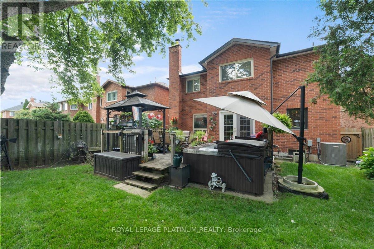 Photo 39 of 77 Lord Simcoe Drive, Brampton ON